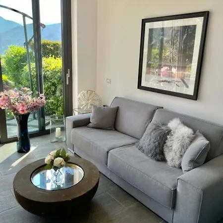 Residenza Parco Sant Andrea * ميناجيو